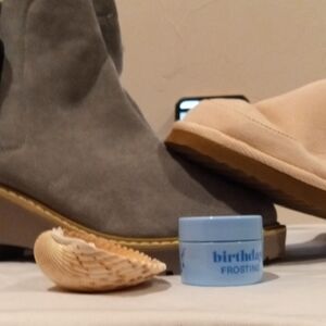 live NOW!! come join for awesome prices!! and $2 blowout bin!!